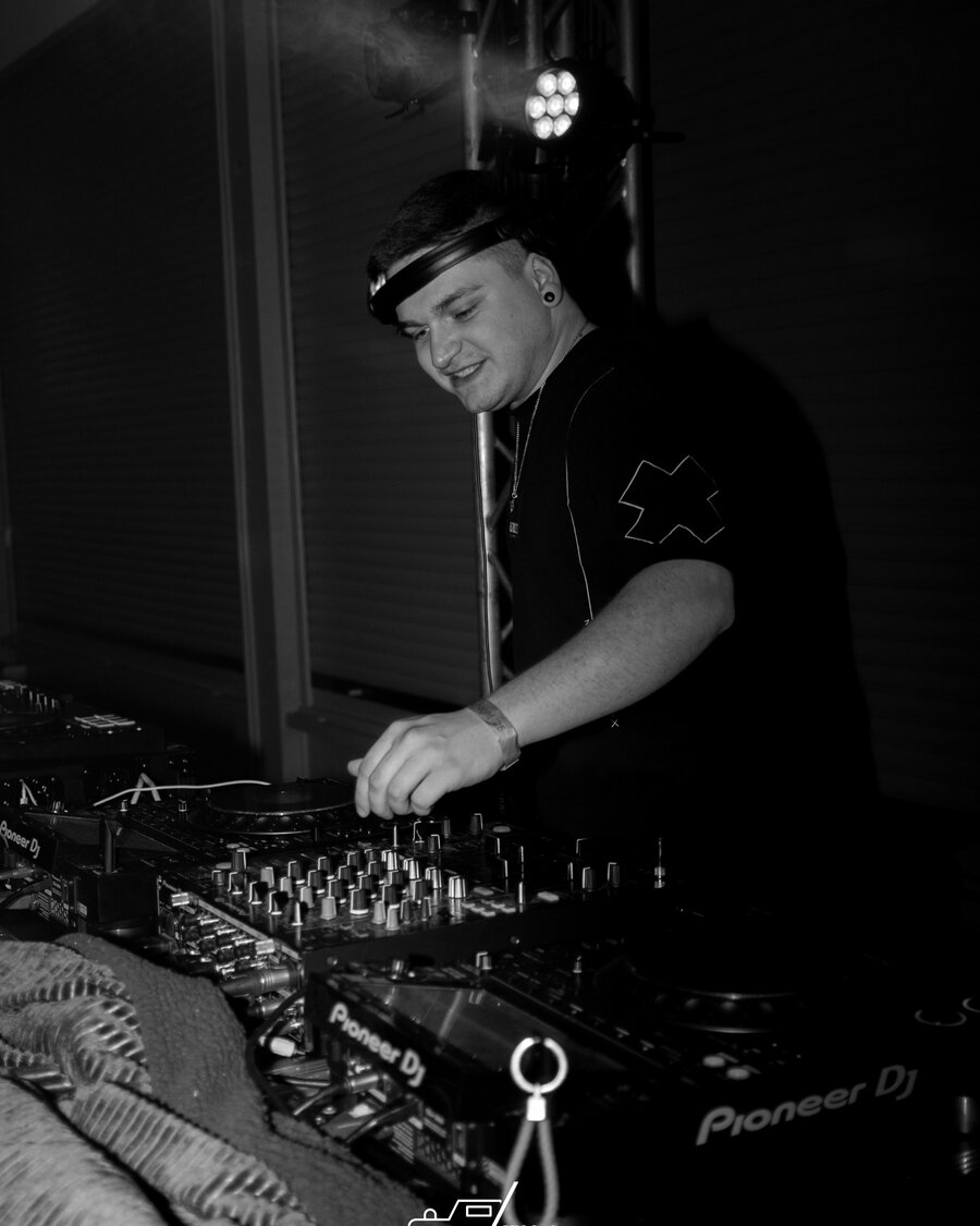 Madcut live